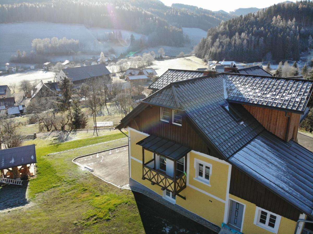 Hotel Gästezimmer Gombotz Etmissl Exterior foto